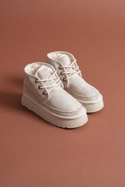 Hayalimdeki Ayakkabı Venessa Kadın Mini Bej Süet Bağcıklı içi Tüylü Düz Taban Bot