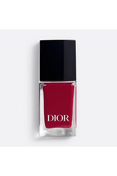 Dior Vernis Nail Polish with Gel Effect and Couture Color Nr.853 Rouge Trafalgar