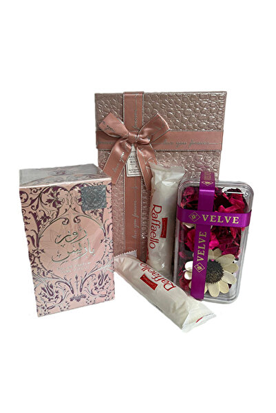 velve Set cadou Glamour pentru femei, Parfum Ajyad, Rose, flori uscate parfumate, praline Raffaello 80gr
