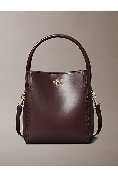 Calvin Klein Kadın CK Bucket With Strap Çanta