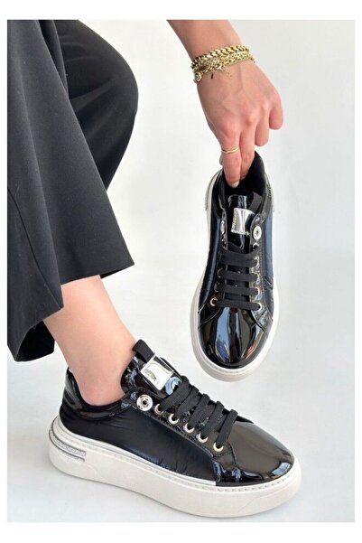 FRESCO SCARFS Black Patent Leather Parachute Detailed Lace-Up Sneakers 265601