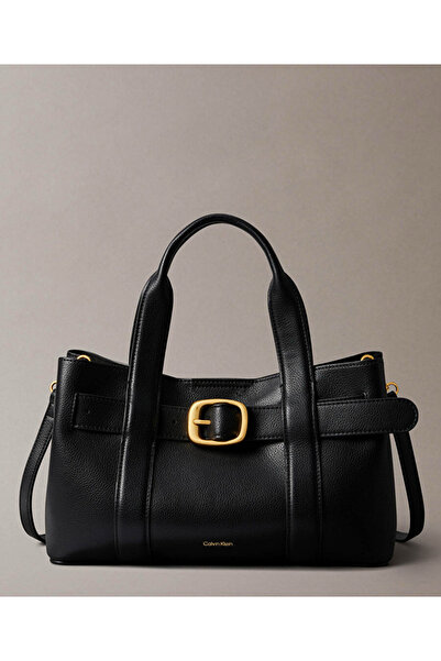 Calvin Klein حقيبة يد نسائية سوداء من إلسبيوتي