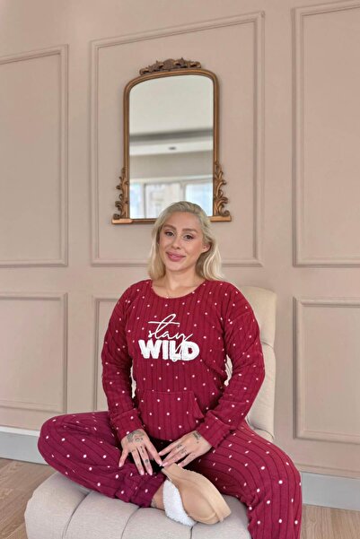 Pijamaevi Burgundy Wild Patterned Kangaroo Pocket Plush Fleece Pajama Set