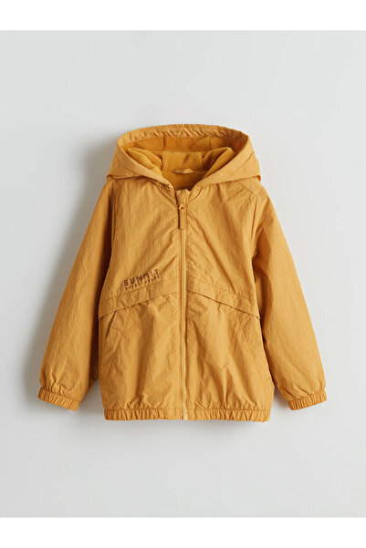 LC Waikiki معطف واق من المطر للأولاد بغطاء للرأس من LCW Kids (W5)