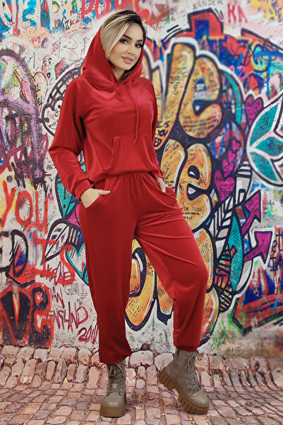 WildFashion Fashion tracksuit made of slightly elastic velvet material Y620-81