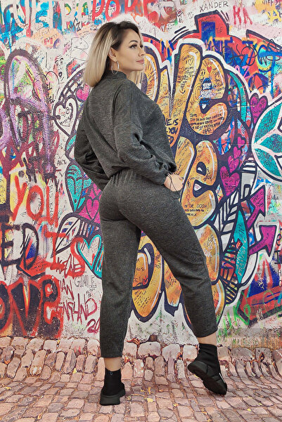 WildFashion Casual tracksuit made of Stretch Fabric consisting of a blouse and pants T580-181