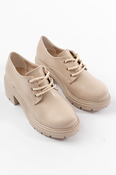 Madam Tarz Lewis Thick Heel Lace-Up Loafer