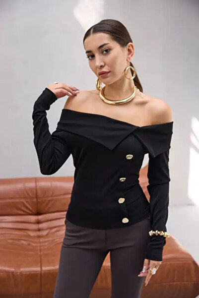 cemo Button-Detail Madonna Blouse