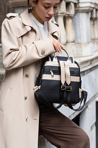 grand coco Women's Black Cream Detailed Backpack