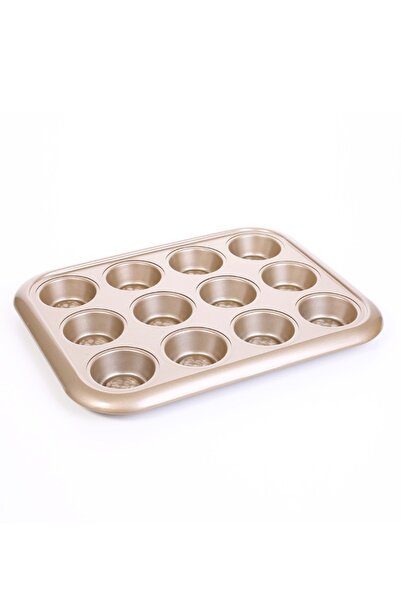 Generic 12-cup cake pan