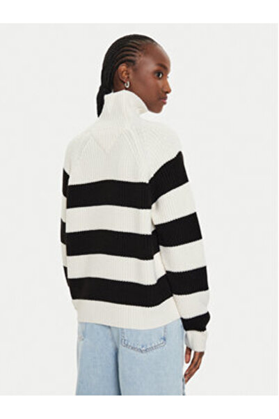 Tommy Jeans Pulover cu guler înalt pentru femei DW0DW19914 Negru