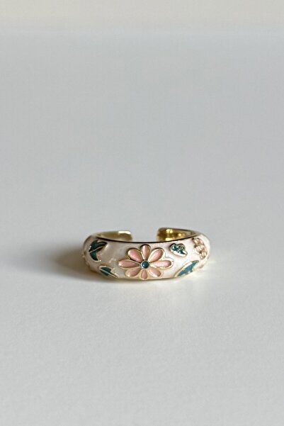 Beca Atelier خاتم الأناقة المتفتحة