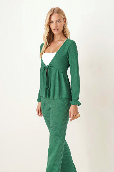 armonika Women's Green V-Neck Soft Textured Tie-Front Lycra Two-Piece Set with Pants Arm-26K001002