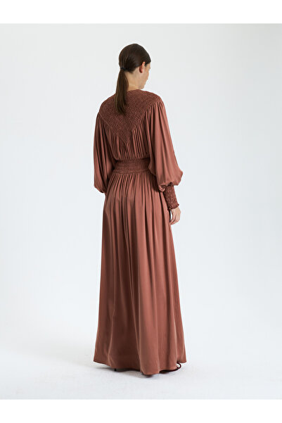 BAQA Tarçın Renk Büzgü Detaylı Elbise