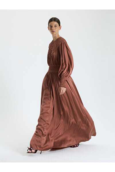 BAQA Tarçın Renk Büzgü Detaylı Elbise