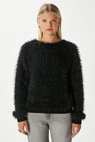 Ritnice Women's Matcha Soft Bearded Boat Neck Black Knitwear Sweater