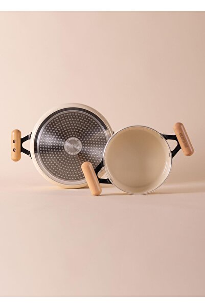 The Mia Cucina Di Mia Sahan 18 cm