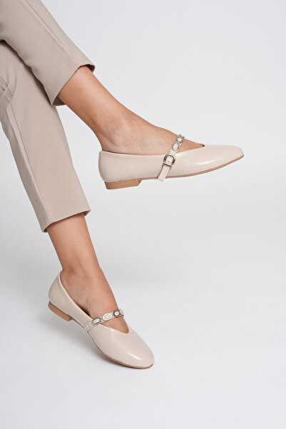 VİP SMR MODA Women's Comfortable Orthopedic Sole Ballerinas for Daily Use with Chain Accessory Detail