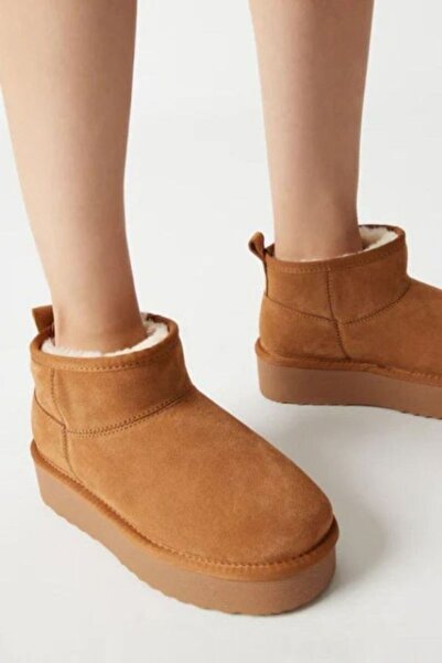 ARONA Tan Boots