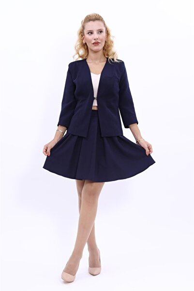 ÖNDER ÖZSOY V Yaka Boydan Kuplu Kısa Ceket & Kısa Kloş Etek-Lacivert