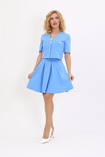 ÖNDER ÖZSOY V Yaka Kısa Ceket & Kısa Kloş Etek-Gökyüzü