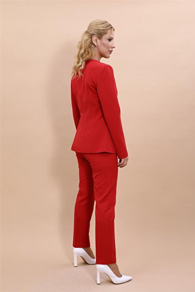 ÖNDER ÖZSOY V Yaka Boydan Kuplu Kılasik Ceket & Dar Paça Pantolon-Kırmızı
