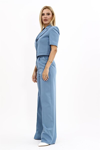 ÖNDER ÖZSOY Kısa Kollu Yakalı Mini Ceket & Yüksek Bel Bol Paça Pantolon Takım-Açık Mavi