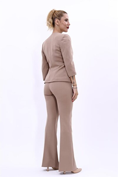 ÖNDER ÖZSOY Sıfır Yaka Düz Kısa Ceket & İspanyol Paça Pantolon-Taş