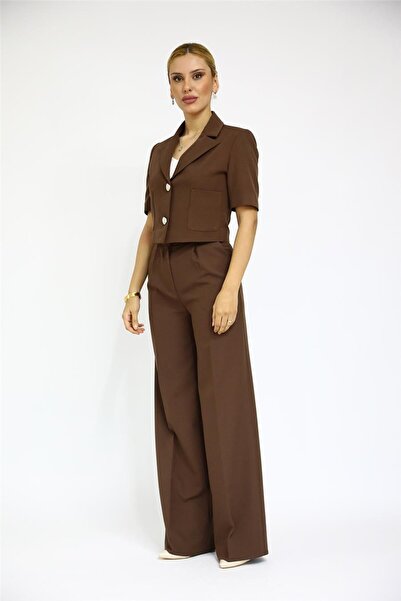 ÖNDER ÖZSOY Kısa Kollu Yakalı Mini Ceket & Yüksek Bel Bol Paça Pantolon Takım-Kestane