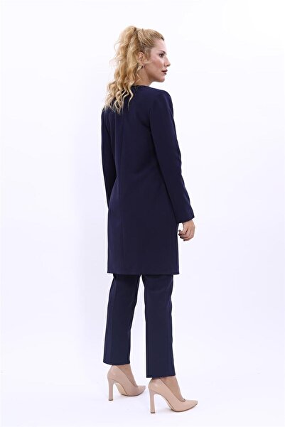 ÖNDER ÖZSOY Sıfır Yaka Düz Uzun Ceket & Dar Paça Pantolon-Lacivert
