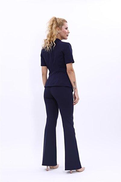 ÖNDER ÖZSOY Hakim Yaka Yandan Tokalı Çapraz Ceket & İspanyol Paça Pantolon-Lacivert