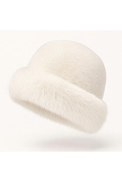 Butik Krem Kadın Peluş Şapka – Yumuşak Kürk Görünümlü Bere
