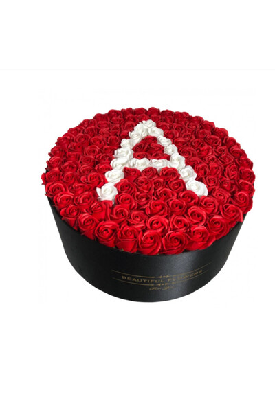 velve Aranjament floral personalizat cu litera, cutie rotunda neagra cu 125 t...