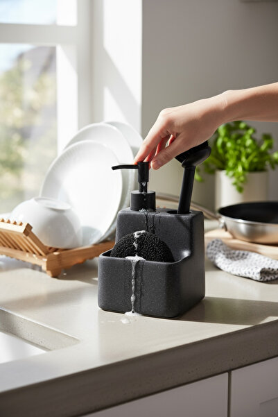 zezedesing Set de 3 dozatoare de săpun lichid Pinterest Model Burete și perie...