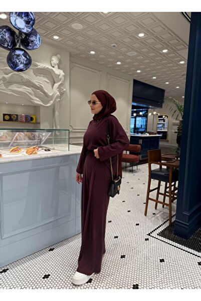 Aselim Hijap Moda Σετ δύο τεμαχίων από ύφασμα ελαφριάς αφής με πλισέ φαρδιά πόδια – Σετ χιτζάμπ χωρίς εποχή (μέγεθος 36-50) Βουργουνδία