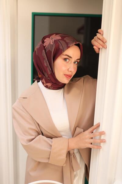 Silk Home Vişne Çürüğü, Gül Kurusu, Kahverengi, Şarabi Karışık Desen Tivil İpek Eşarp IST 11441 - 06