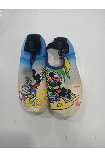 Omega Beach boot with a distinctive shape and color for children