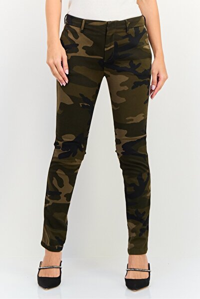 Reiko Women Regular Fit Camouflage Stretchable Pants, Multicolor