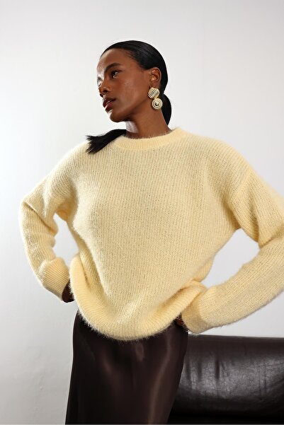 5in1Canpolat Yellow Crew Neck Furry Sweater