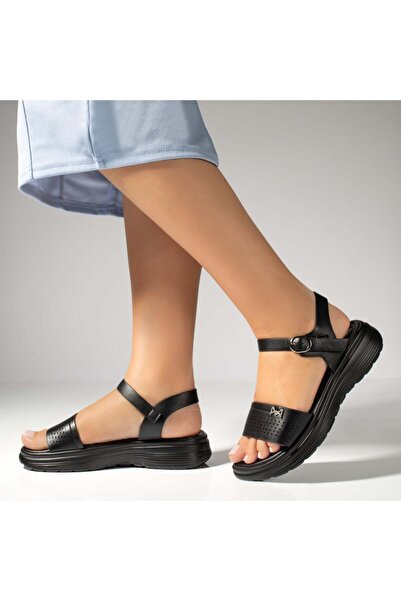 Modlet.ro Sandale negre pentru femei cu talpă groasă MOD13906