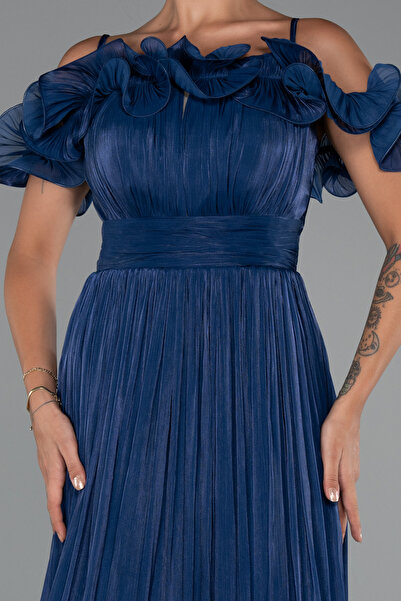 Abiyefon Lacivert Fırfırlı Kayık Yaka Midi Şifon Davet Elbisesi ABK2425