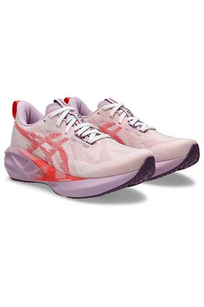 Asics 1012B765-101 Novablast 5 Kadın Koşu Ayakkabısı Pembe