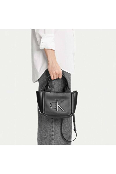 Calvin Klein Kadın Siyah Omuz Çantası (LV04F3219G-UB1)