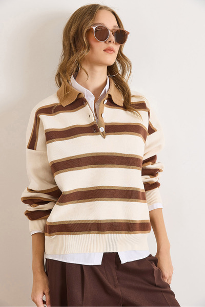 Olalook Women's Stone Brown Polo Neck Oversize Knit Sweater Kzk-19001017