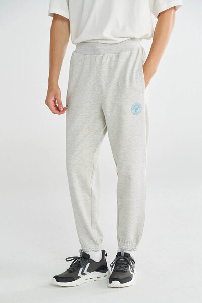 hummel بنطال رياضي رجالي من سامي جراي 932366-9098