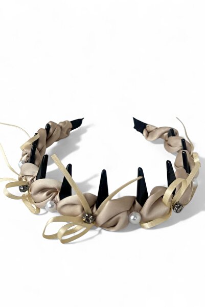 TAKIŞTIR Cream Color Stone and Pearl Detailed Scalloped Crown