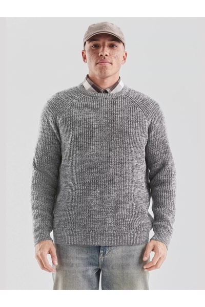 QS by s.Oliver Q/S by s.Oliver Men's melange sweater, with scoop neck, Regular fit, Dark grey