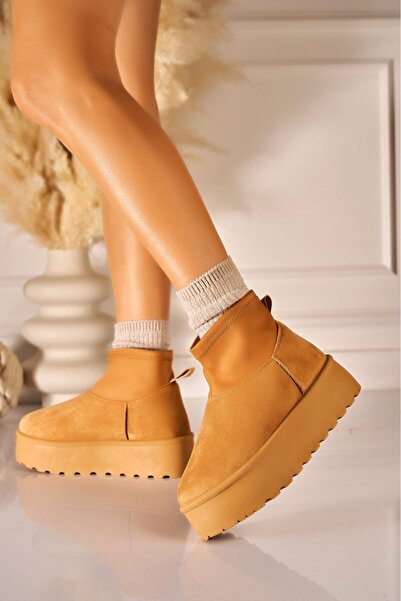 Joana Cizme Denisse din piele întoarsă cu blană artificială, culoare camel