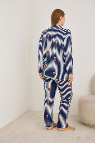 Siyah İnci Navy Blue Line Teddy Bear Patterned Curve Large Size Oversized Buttoned Pajama Set 7687