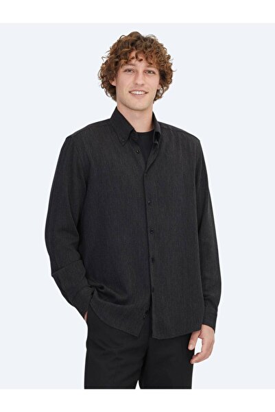 Kip Μαύρο υφαντό πουκάμισο με κανονική εφαρμογή